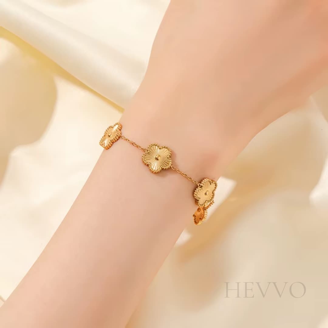 Pulsera Trebol de Cinco Hojas Oro