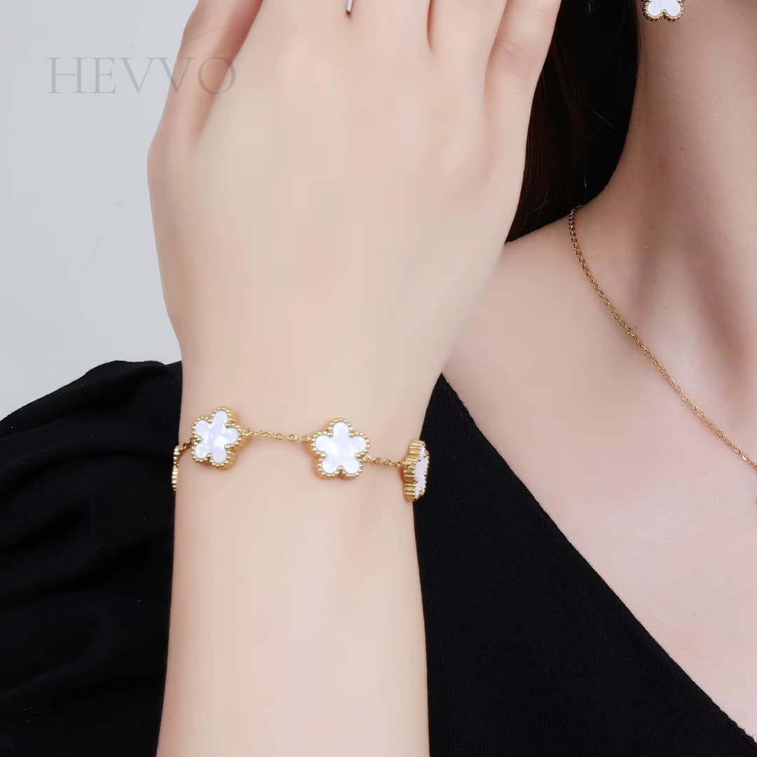 Pulsera Trebol de Cinco Hojas Blanco